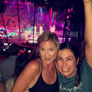 Meet your Posher, Lacey